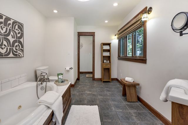 433 Grayson Dr, Nashville, TN 37205