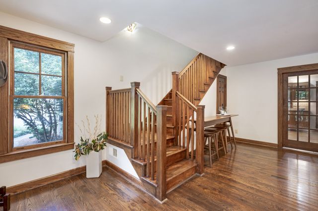 433 Grayson Dr, Nashville, TN 37205