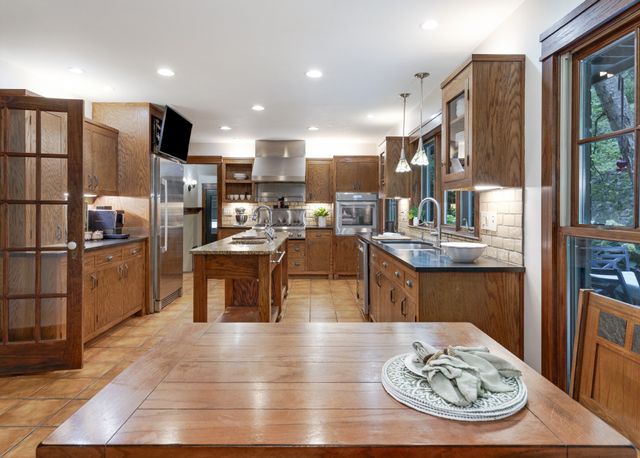 433 Grayson Dr, Nashville, TN 37205