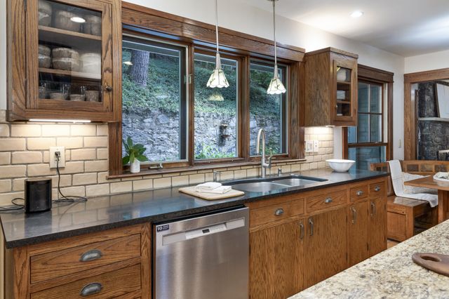 433 Grayson Dr, Nashville, TN 37205