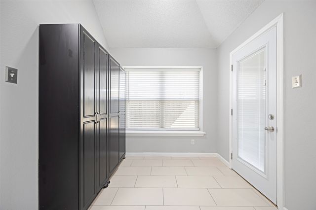 2202 Ashwood Court, Carrollton, TX 75006