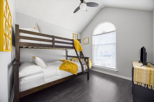 2202 Ashwood Court, Carrollton, TX 75006