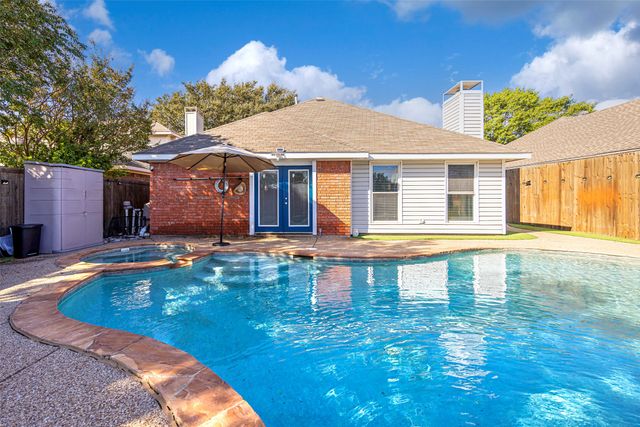 2202 Ashwood Court, Carrollton, TX 75006