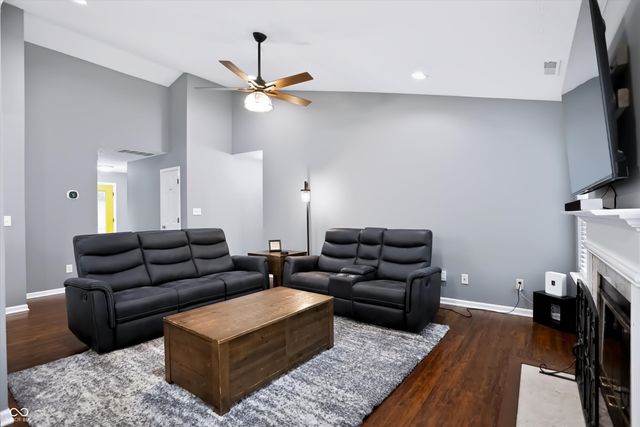 4846 Oakleigh Parkway, Greenwood, IN 46143