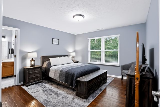 4846 Oakleigh Parkway, Greenwood, IN 46143