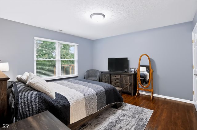 4846 Oakleigh Parkway, Greenwood, IN 46143