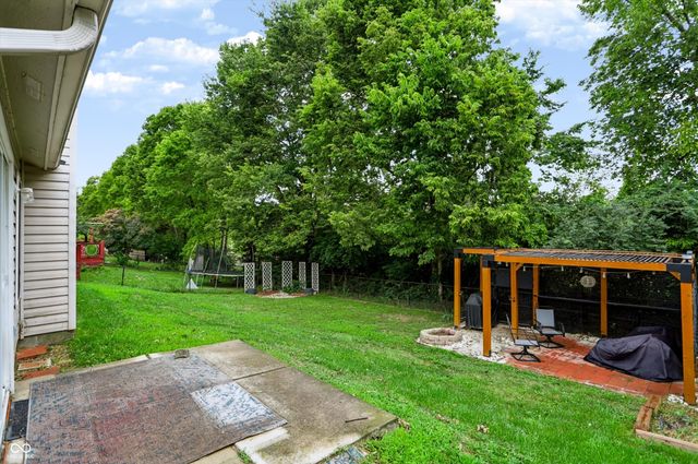 4846 Oakleigh Parkway, Greenwood, IN 46143