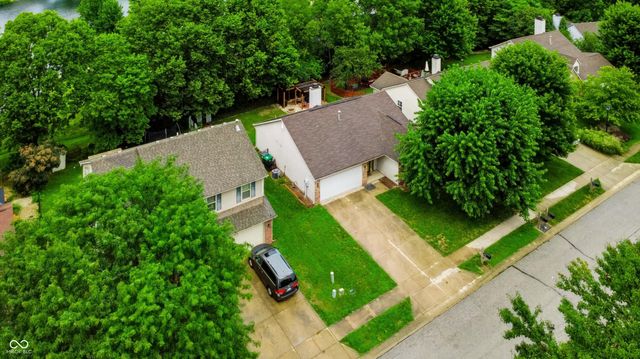 4846 Oakleigh Parkway, Greenwood, IN 46143