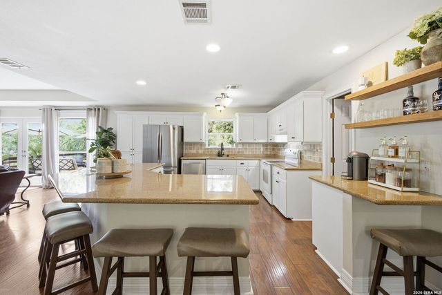 16611 YAUPON VLY, Helotes, TX 78023