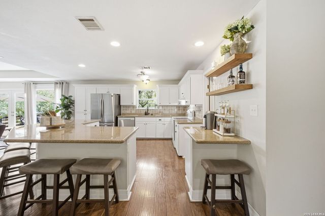 16611 YAUPON VLY, Helotes, TX 78023