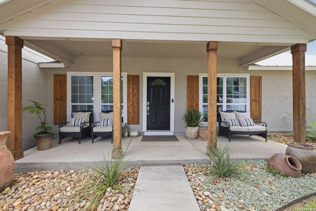 16611 YAUPON VLY, Helotes, TX 78023
