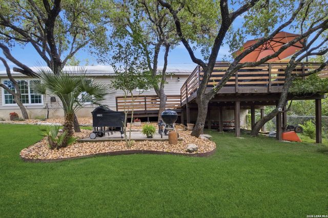 16611 YAUPON VLY, Helotes, TX 78023
