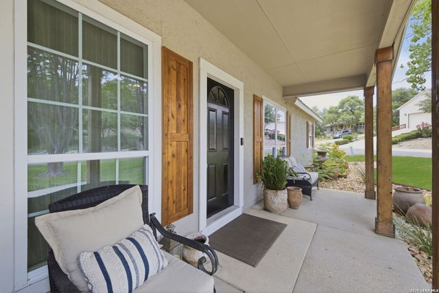 16611 YAUPON VLY, Helotes, TX 78023