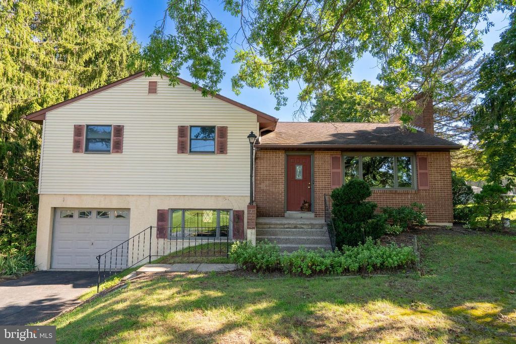 1121 CHURCH RD #, EAST GREENVILLE, PA 18041 — photo 3