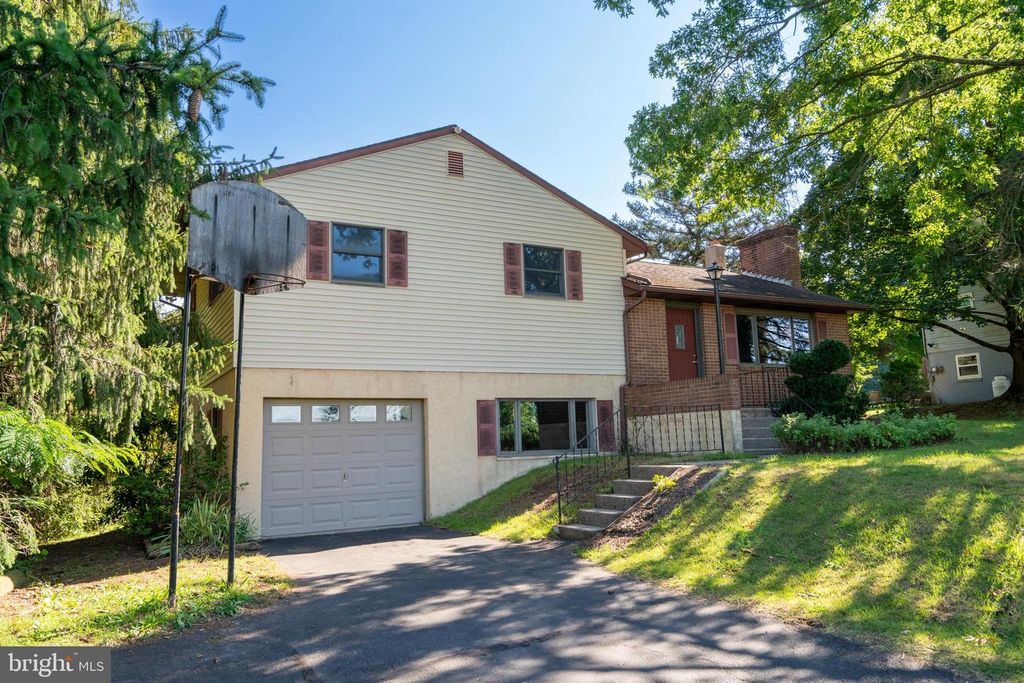 1121 CHURCH RD #, EAST GREENVILLE, PA 18041 — photo 5