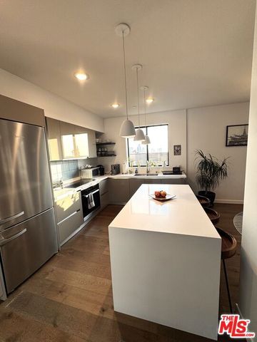 1403 W Galvez Drive, Los Angeles, CA 90026