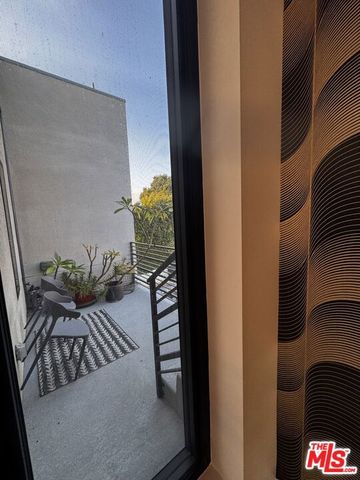 1403 W Galvez Drive, Los Angeles, CA 90026