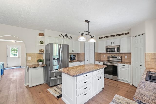 280 Pinecrest Drive, Delaware, OH 43015