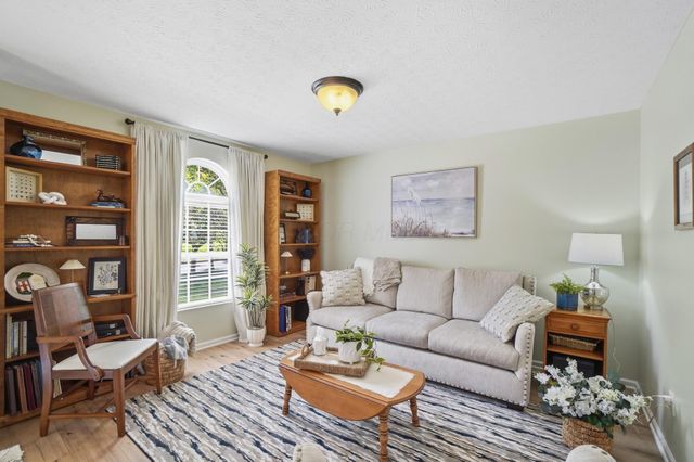 280 Pinecrest Drive, Delaware, OH 43015