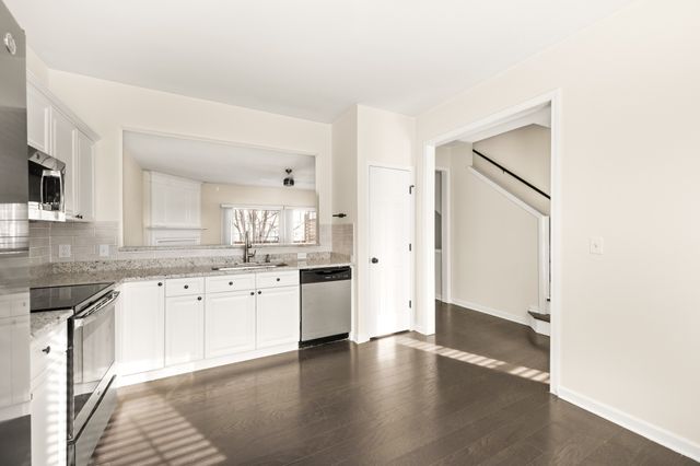 7252 Highway 70 S Apt 1506, Nashville, TN 37221