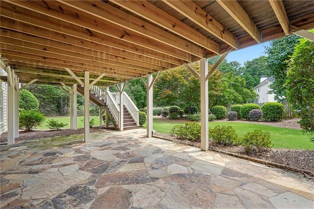 610 Fawn Run, Alpharetta, GA 30005