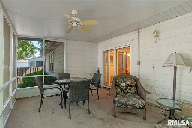 1521 Wood Mill Drive, Springfield, IL 62704