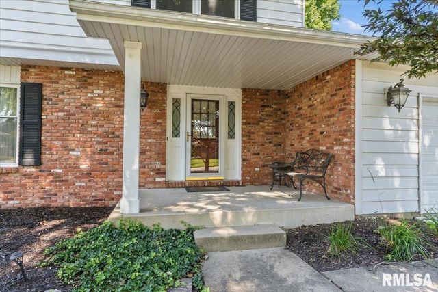 1521 Wood Mill Drive, Springfield, IL 62704