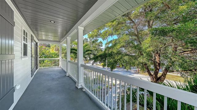 1690 ARLINGTON STREET, Sarasota, FL 34239