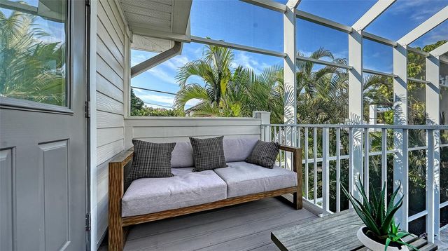 1690 ARLINGTON STREET, Sarasota, FL 34239