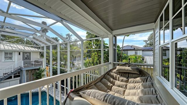 1690 ARLINGTON STREET, Sarasota, FL 34239