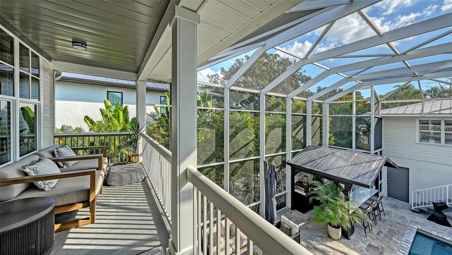 1690 ARLINGTON STREET, Sarasota, FL 34239