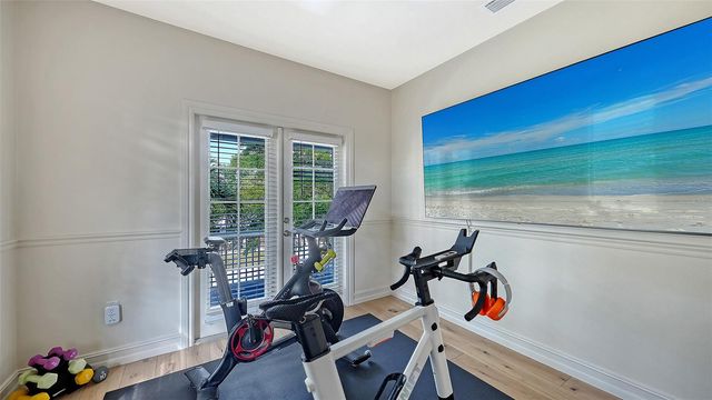 1690 ARLINGTON STREET, Sarasota, FL 34239