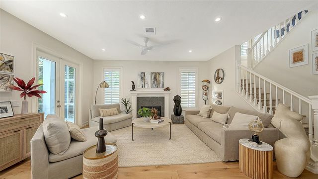 1690 ARLINGTON STREET, Sarasota, FL 34239