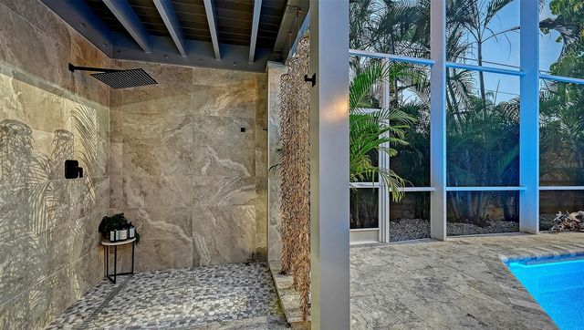 1690 ARLINGTON STREET, Sarasota, FL 34239