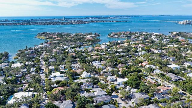 1690 ARLINGTON STREET, Sarasota, FL 34239