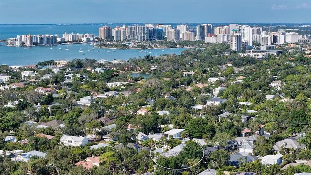 1690 ARLINGTON STREET, Sarasota, FL 34239