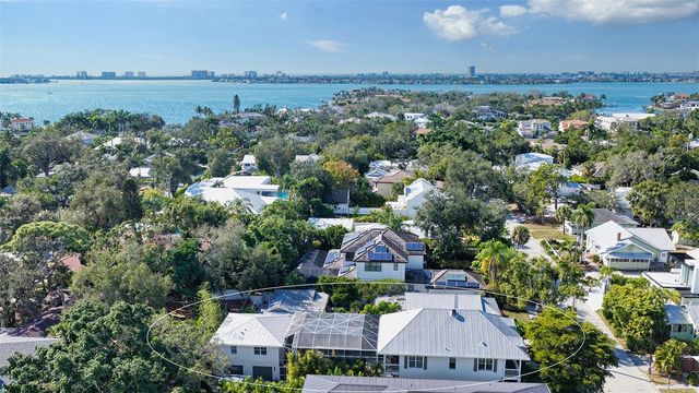 1690 ARLINGTON STREET, Sarasota, FL 34239