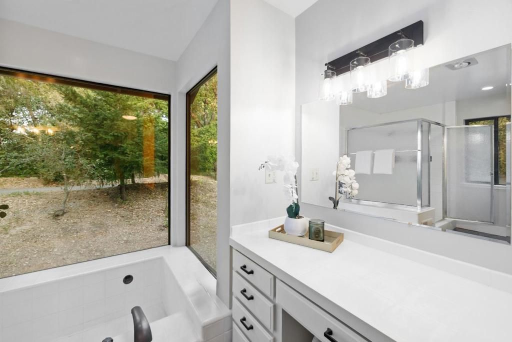 Image 14 of property listing at 1380 Weston Ridge Road, Scotts Valley, CA 95066