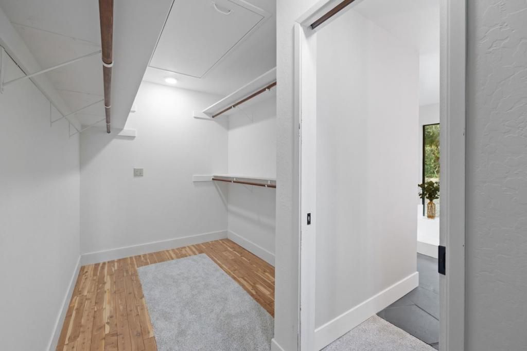 Image 15 of property listing at 1380 Weston Ridge Road, Scotts Valley, CA 95066