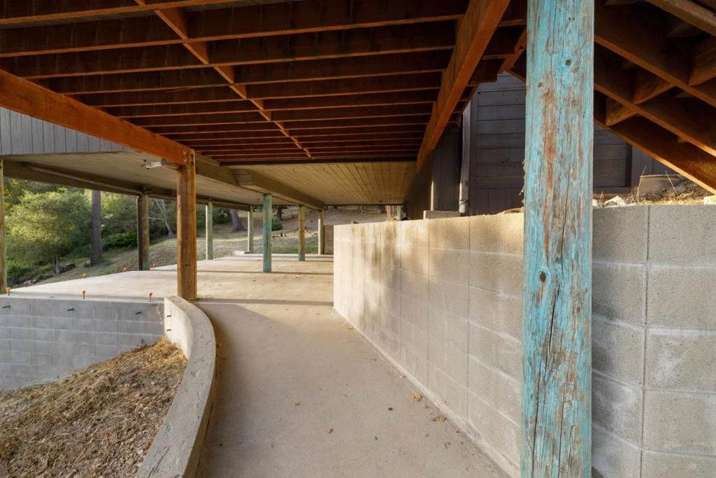 Image 25 of property listing at 1380 Weston Ridge Road, Scotts Valley, CA 95066