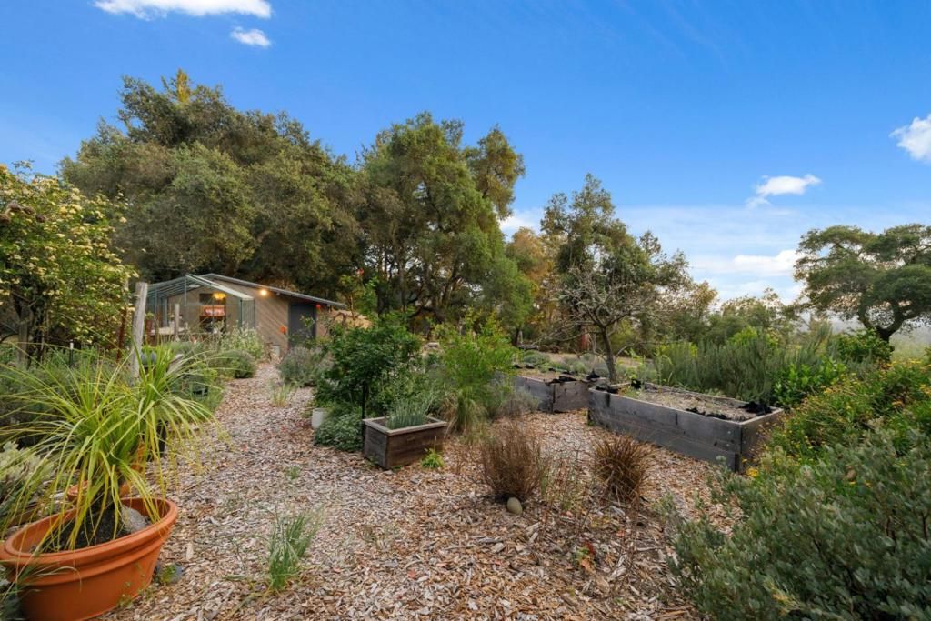 Image 30 of property listing at 1380 Weston Ridge Road, Scotts Valley, CA 95066