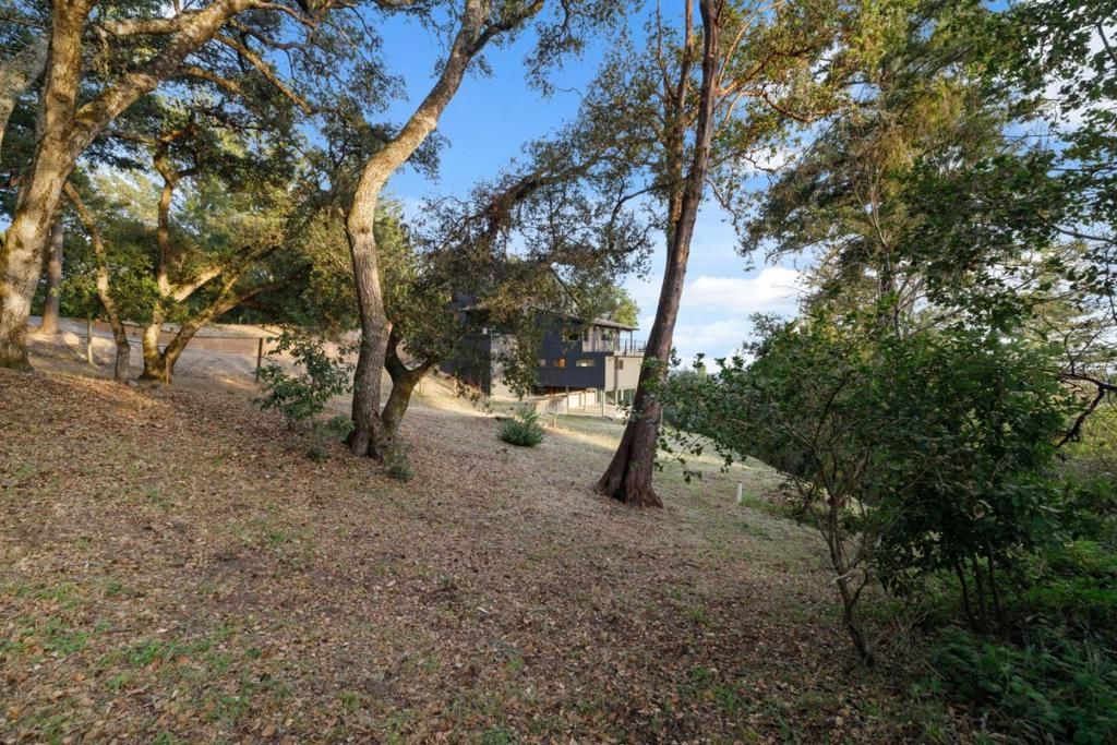 Image 32 of property listing at 1380 Weston Ridge Road, Scotts Valley, CA 95066