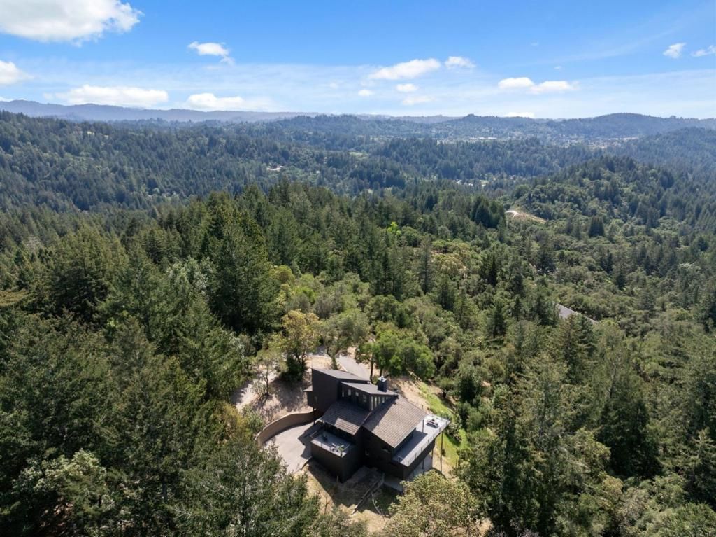Image 45 of property listing at 1380 Weston Ridge Road, Scotts Valley, CA 95066