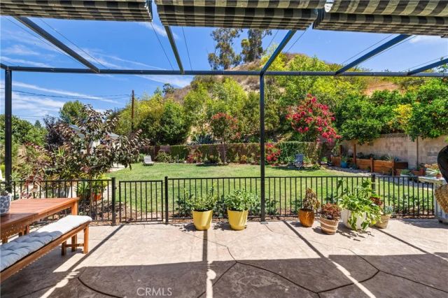 622 Comet Avenue, Simi Valley, CA 93065
