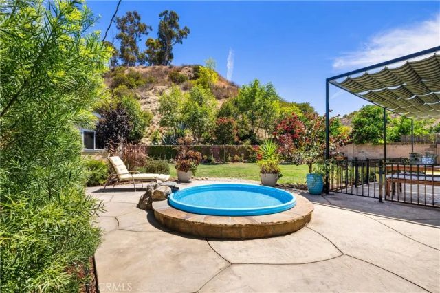 622 Comet Avenue, Simi Valley, CA 93065