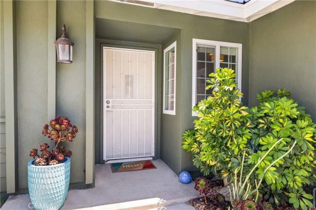 622 Comet Avenue, Simi Valley, CA 93065