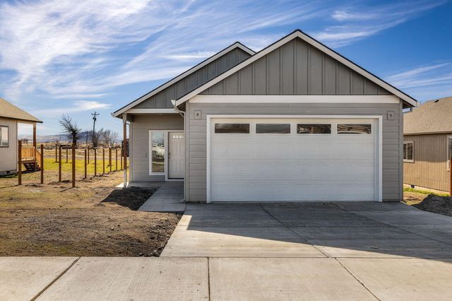 516 SW 6th Street Lot 2, Metolius, OR 97741
