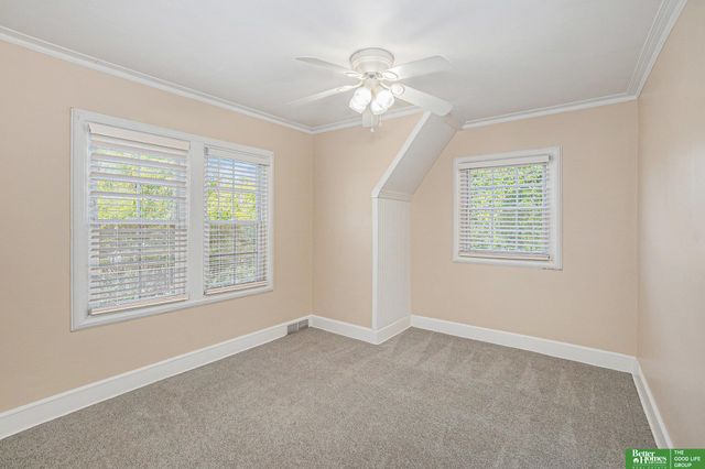 5855 William Street, Omaha, NE 68106