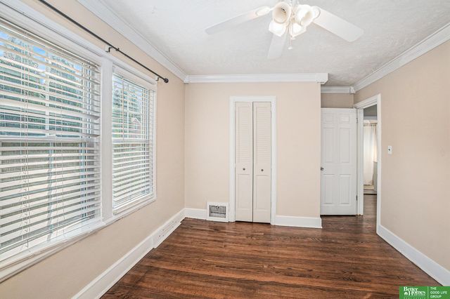 5855 William Street, Omaha, NE 68106