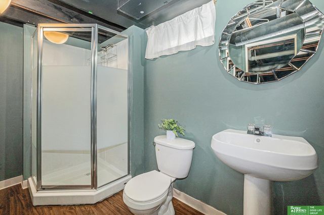 5855 William Street, Omaha, NE 68106